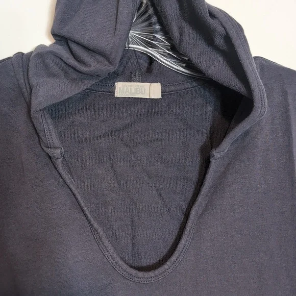 Barefoot Dreams Malibu Lightweight Hoodie Sweatshirt - Picture 3 of 6